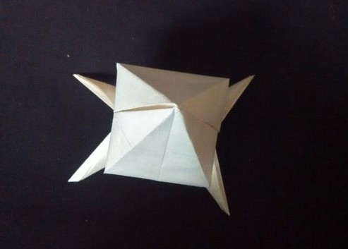 儿童简单折纸 桃子的折法