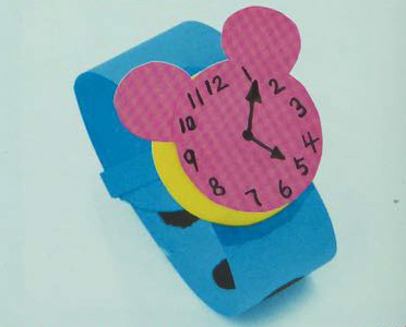 用卡纸与瓶盖制作手表 手工手表怎么做