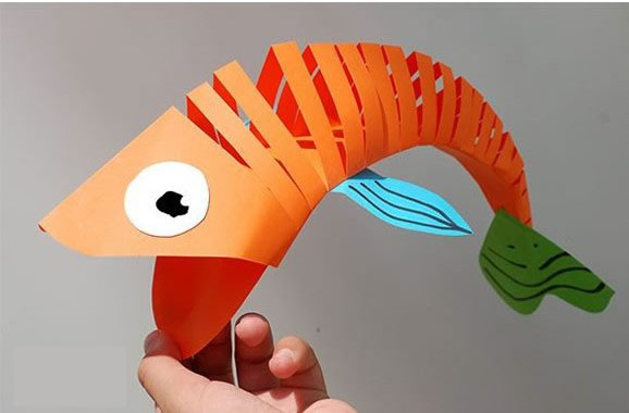 儿童剪纸教程 手工制作大嘴鱼图解