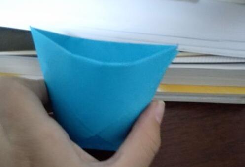 简简单单的折纸杯 纸杯的折法