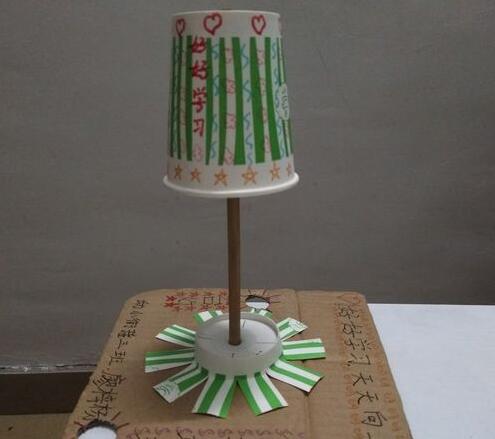 幼儿园亲子手工制作 一次性纸杯做台灯