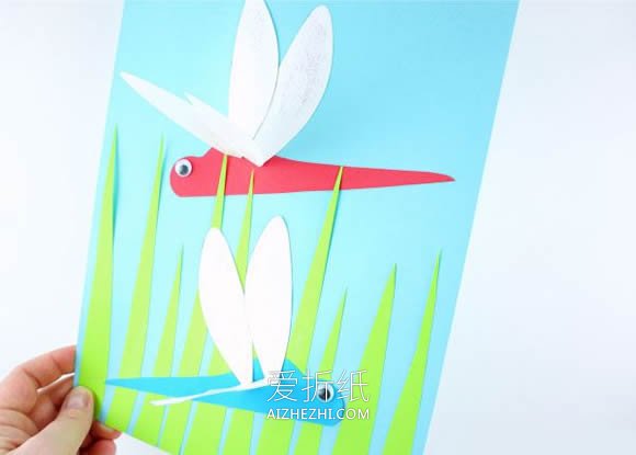幼儿怎么做蜻蜓纸贴画的手工制作教程- 