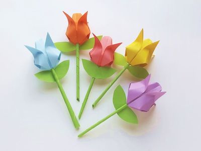 郁金香花的折纸方法图解 怎么折带叶郁金香花