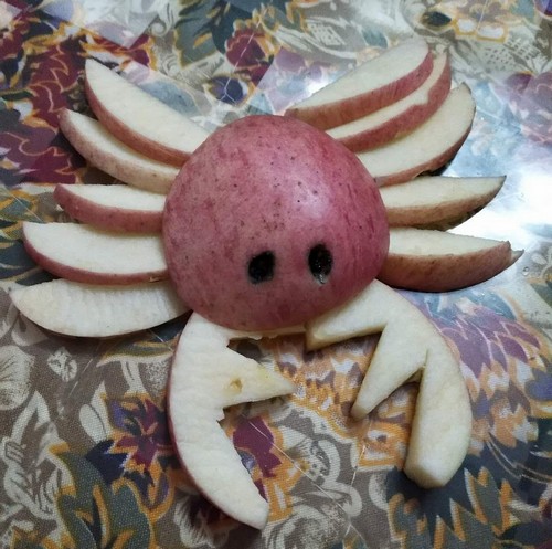 用苹果DIY超有创意的小螃蟹做法