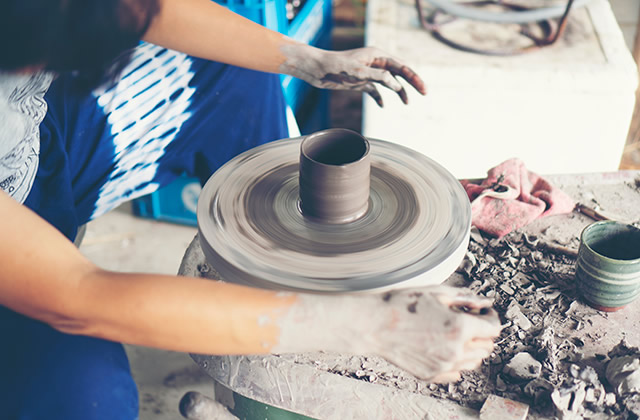 手工陶瓷制作的流程和工艺是怎样的