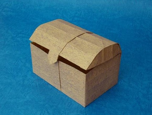DIY纸盒折法图解 一款宝箱纸盒的折法教程