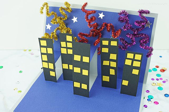 幼儿园节日手工：立体拼贴画庆祝国庆的城市(步骤图解)１７