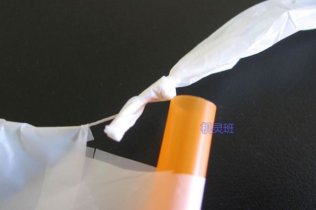 塑料袋废物利用做个简单的风筝(步骤图解)10