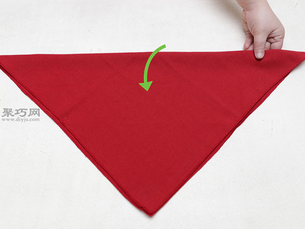 心形餐巾折法 叠餐巾图解教程