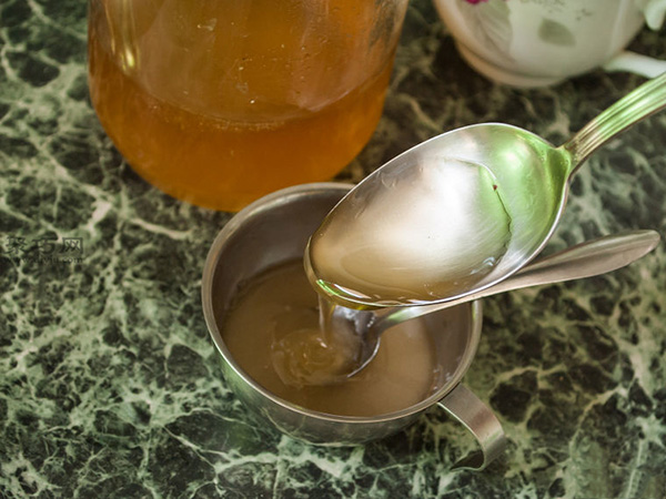 用绿茶、糖和蜂蜜做磨砂膏如何 10