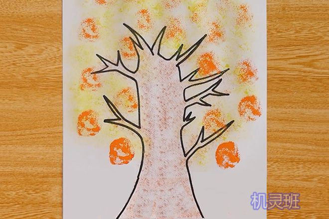 幼儿园小班拓印画：怎么用纱布印画秋天的树(步骤图解)6