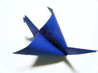 翅膀会动的千纸鹤的折法图解教程