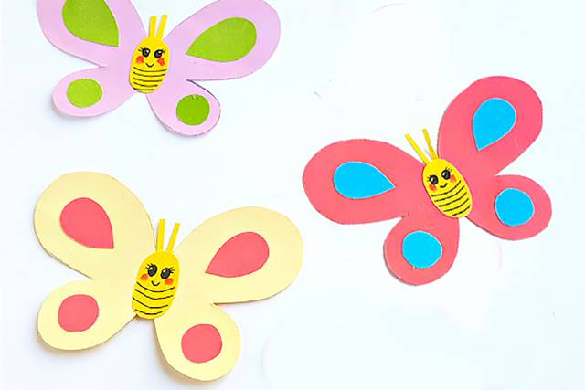 幼儿园趣味手工：简单漂亮的彩纸剪贴画蝴蝶(步骤图解)