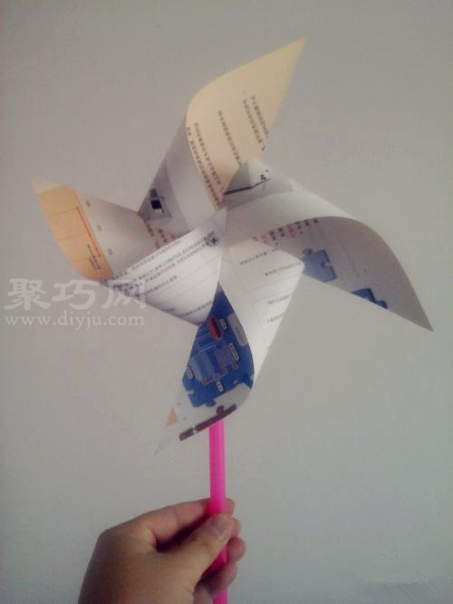 小时候手工纸风车的做法 来学习怎样做纸风车