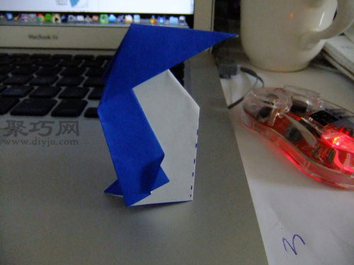 手工纸折小企鹅教程：教你怎么折企鹅