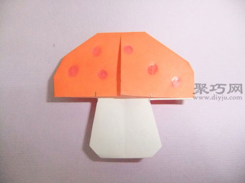 儿童折纸：超级简单的折纸蘑菇图解教程